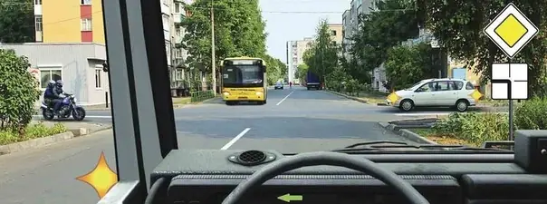 Иллюстрация к вопросу: Вы намерены повернуть налево. Кому Вы обязаны уступить дорогу?