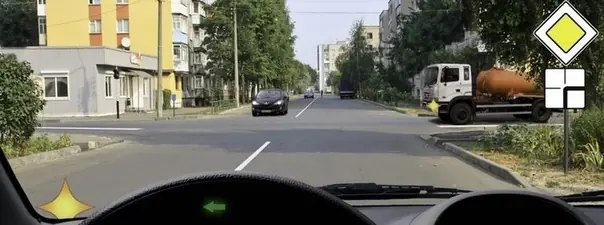 Иллюстрация к вопросу: Вы намерены развернуться. Кому Вам необходимо уступить дорогу?