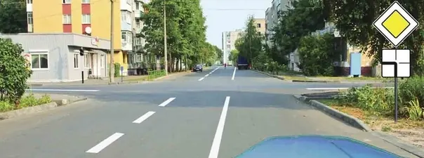 Иллюстрация к вопросу: Вам можно продолжить движение на перекрестке: