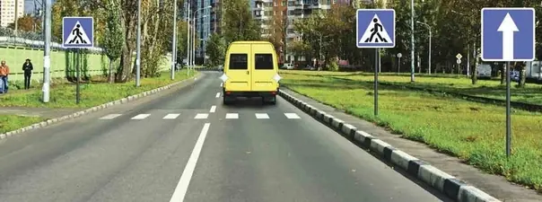 Иллюстрация к вопросу: Разрешено ли водителю движение задним ходом при отсутствии других участников движения?