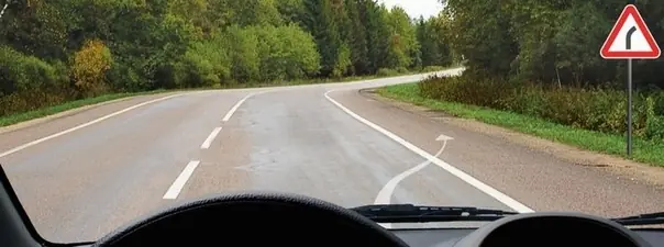 Иллюстрация к вопросу: Можно ли Вам поставить автомобиль на стоянку в указанном месте?