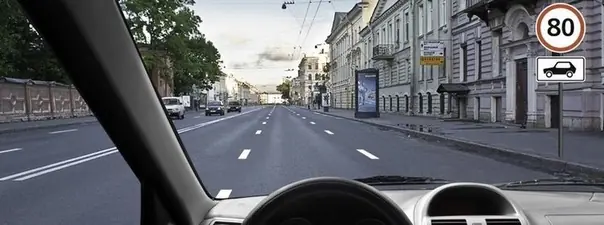 Иллюстрация к вопросу: С какой максимальной скоростью Вы имеете право продолжить движение на грузовом автомобиле с…