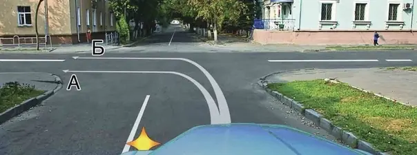 Иллюстрация к вопросу: По какой траектории Вам можно выполнить поворот налево?