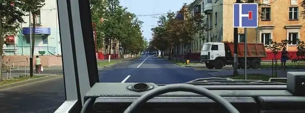 Иллюстрация к вопросу: Можно ли Вам повернуть направо на этом перекрестке?